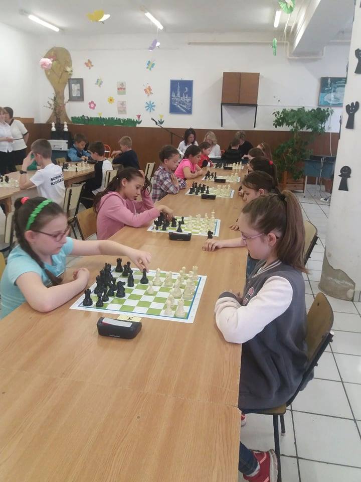„SOMOGYI TEHETSÉGKUTATÓ SAKKVERSENY”. 2019. Április 6-án szombaton rendezték meg Kisvárdán a lll. SOMOGYI TEHETSÉGKUTATÓ SAKKVERSENYT, ahol nagyon jó eredménnyel szerepeltek sakkosaink. A verseny 9 FORDULÓS a FIDE Rapid szabályai szerint történt. A N