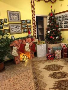 Iskolánk karácsonyi hangulatban pompázik 