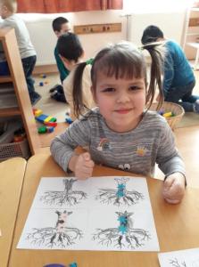 A Katica csoportos gyerekek évszakórát készítettek